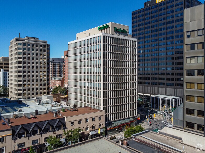 More Photos Of 1 St Clair Ave W, Toronto Office For Lease