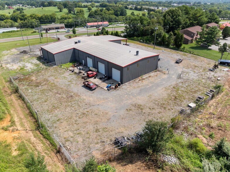 More Photos Of 660 New Hwy 68, Sweetwater Freestanding For Sale