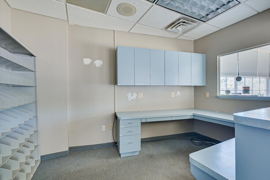 More Photos Of 2412 Plainfield Ave, South Plainfield Office For Sale