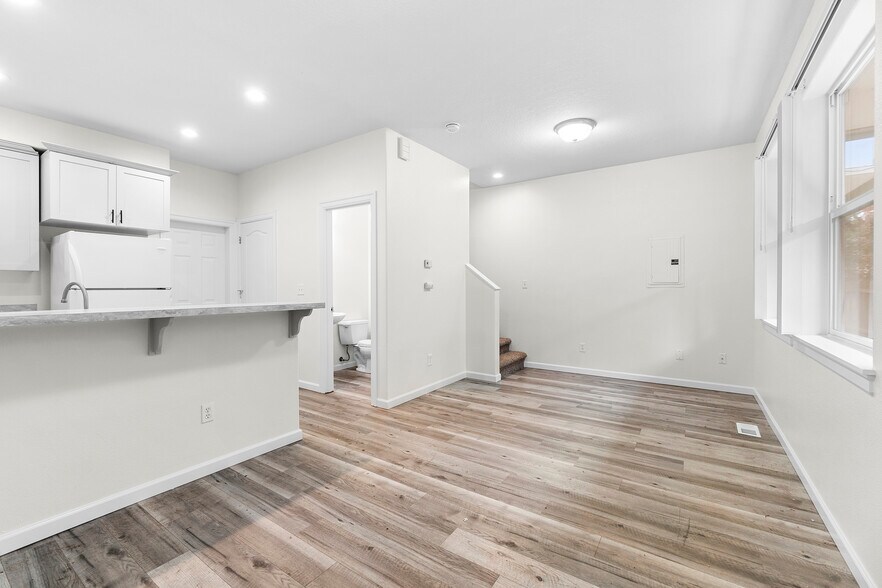 More Photos Of 3540 SE 119th Ave, Portland Apartments For Sale