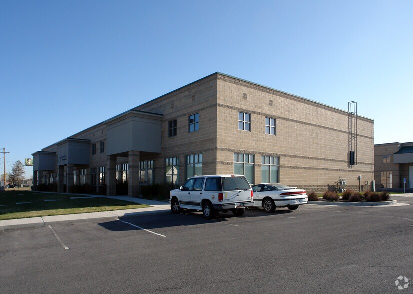 More Photos Of 7777 S Allen St, Midvale Light Manufacturing For Lease