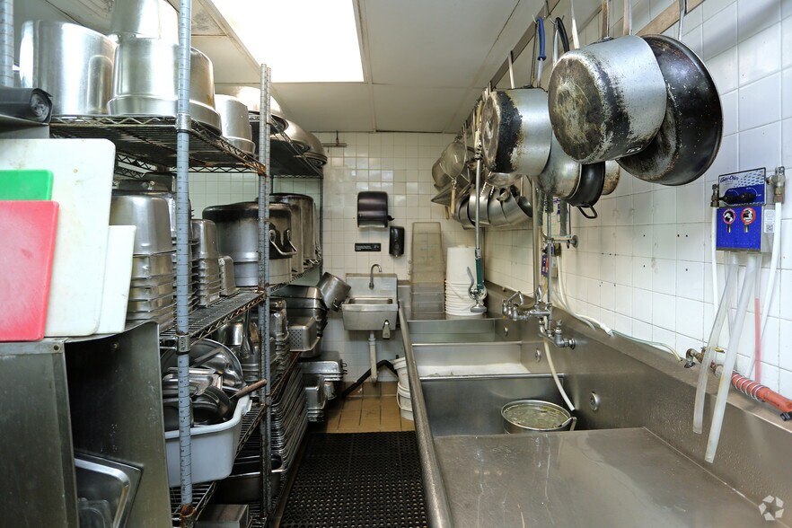 More Photos Of 1424-1450 N Federal Hwy, Boca Raton Restaurant For Sale