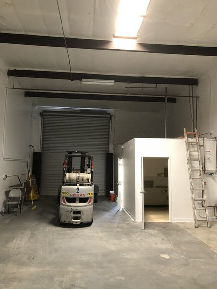 More Photos Of 2297-2317 American Ave, Hayward Warehouse For Sale