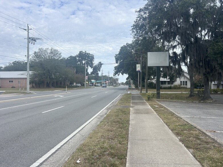 More Photos Of 350 N Summit St, Crescent City Freestanding For Sale