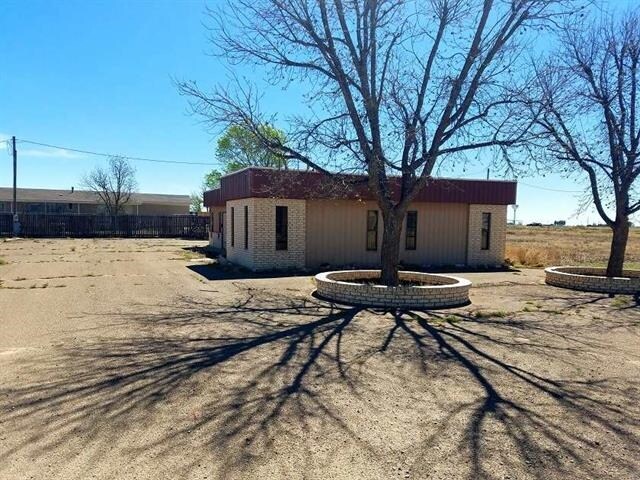 More Photos Of 502 E Gallina Rd, Roswell Office For Sale