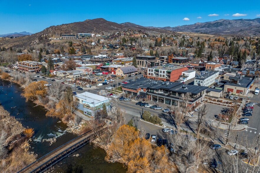 More Photos Of 910 Yampa Street, Steamboat Springs General Retail For Sale