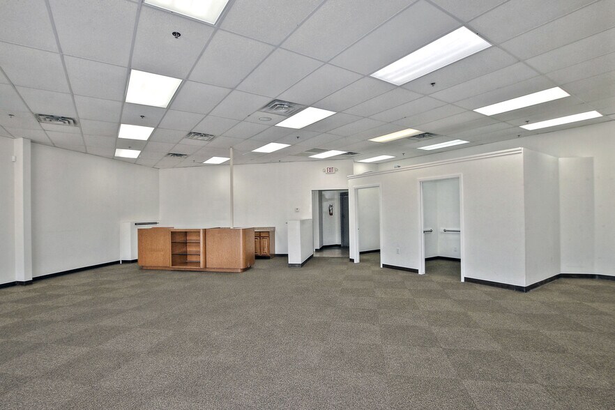 More Photos Of 345 S Power Rd, Mesa Unknown For Lease