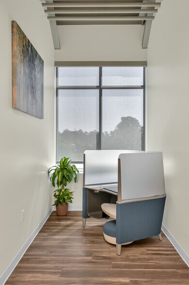 More Photos Of 14150 Huffmeister Rd, Cypress Coworking Space