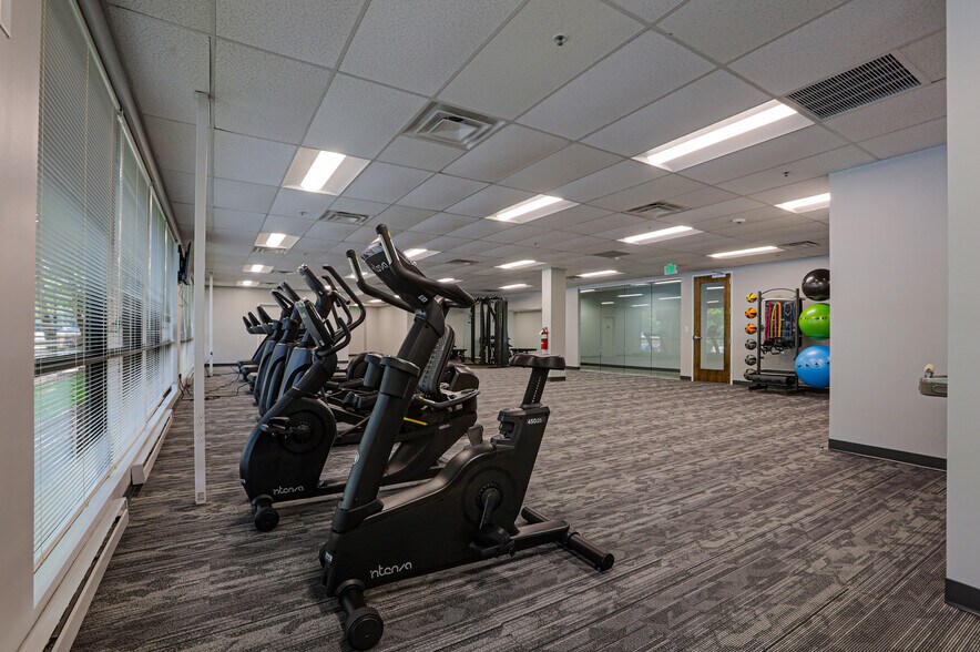 More Photos Of 4 N Park Dr, Hunt Valley Unknown For Lease