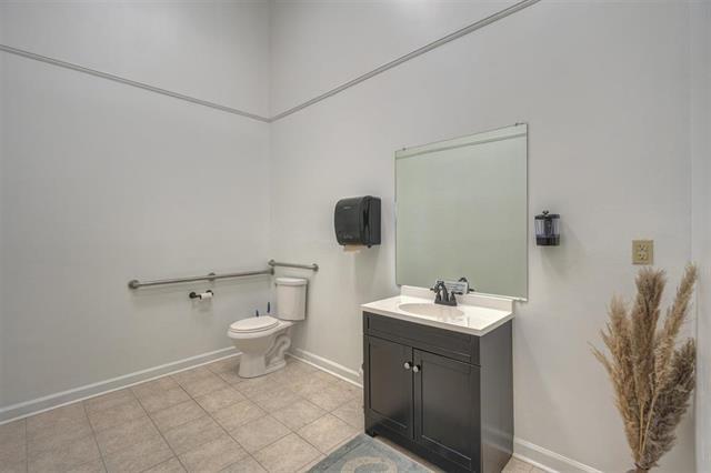 More Photos Of 301 W Main St, Radford Apartments For Sale