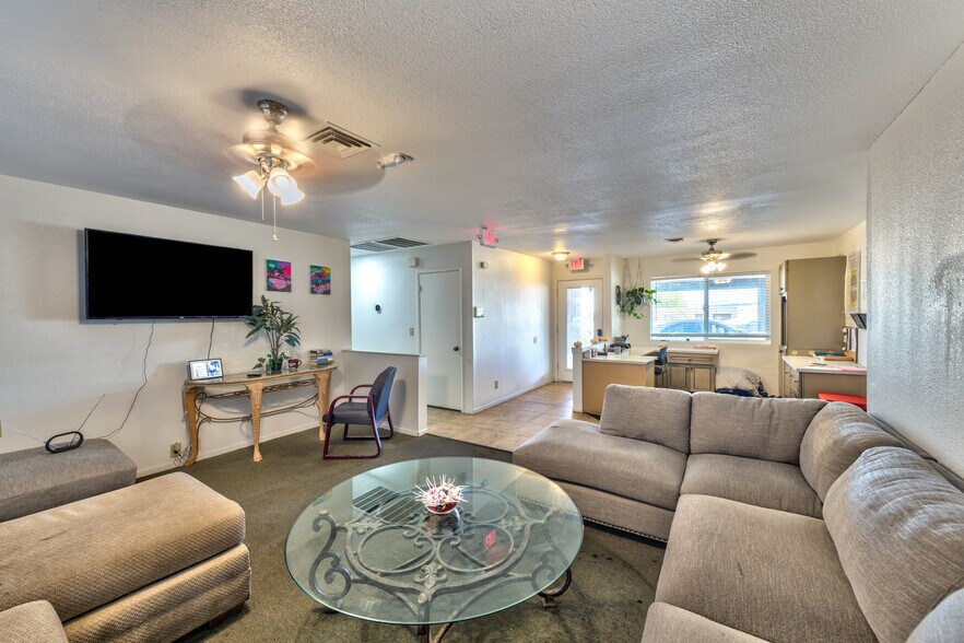 More Photos Of , Las Vegas Office For Sale