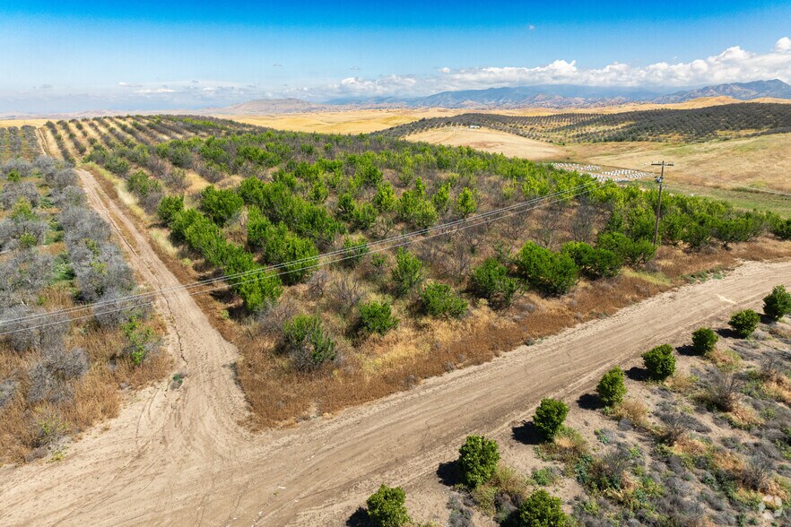 More Photos Of Road M-1 Rd, Ducor Land For Sale