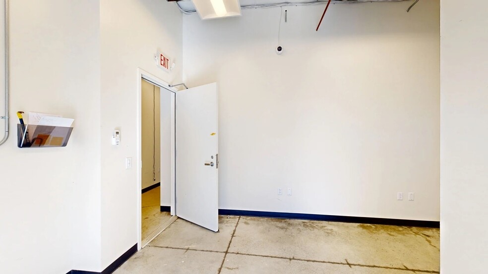 More Photos Of 84829 Avenue 48, Coachella Manufacturing For Sale