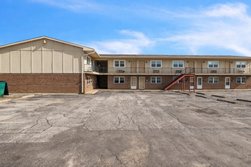 More Photos Of 500-516 Richardt Ave, Evansville Apartments For Sale