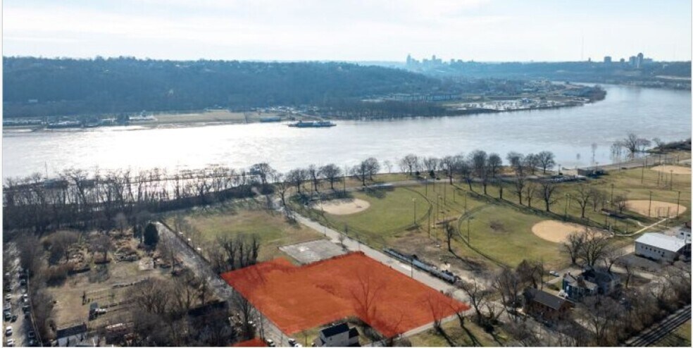 More Photos Of 246 Watson St, Cincinnati Land For Sale