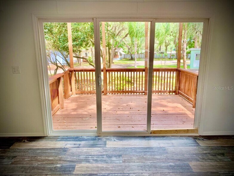 More Photos Of 28313 US Highway 27, Leesburg Multifamily For Sale