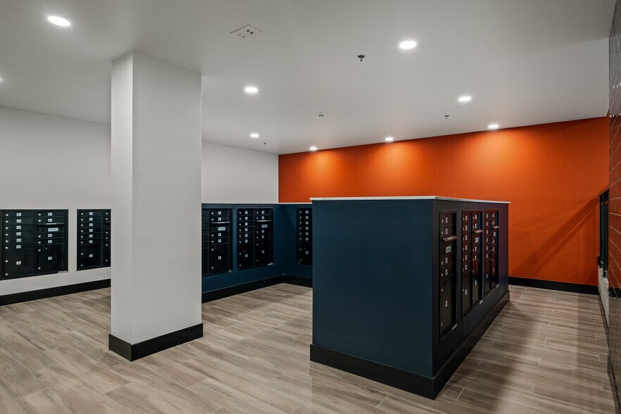 More Photos Of 104 12th Ave, Seattle Apartments For Lease