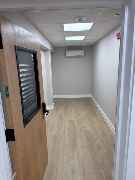 Primary Photo Of 5 Merchant St, Newark Apartments For Lease