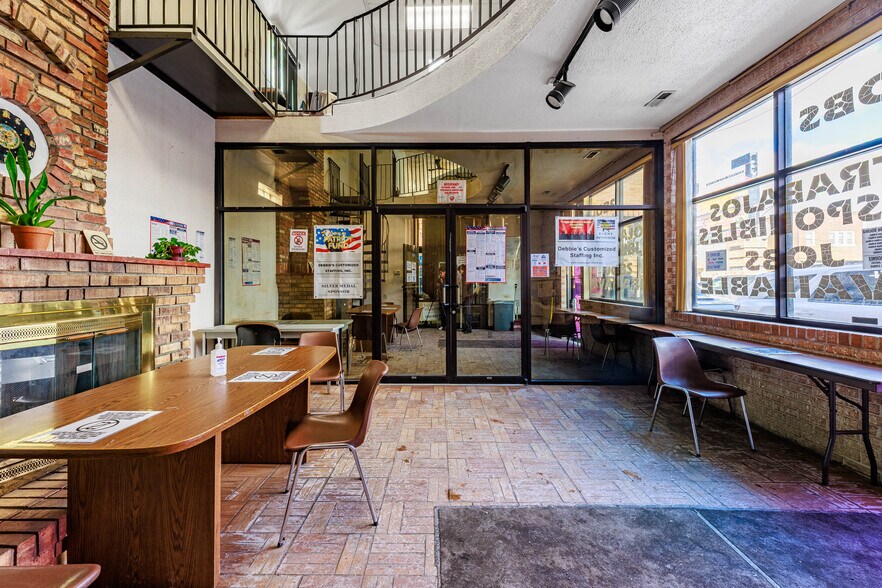 More Photos Of 4117 W 47th St, Chicago General Retail For Sale