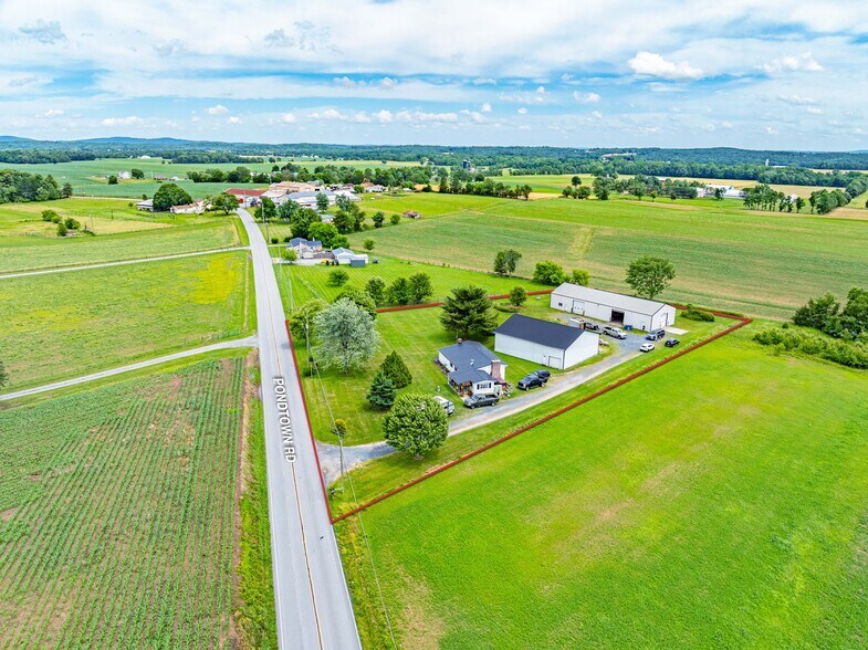 Primary Photo Of 929 Pondtown Rd, Dillsburg Flex For Sale