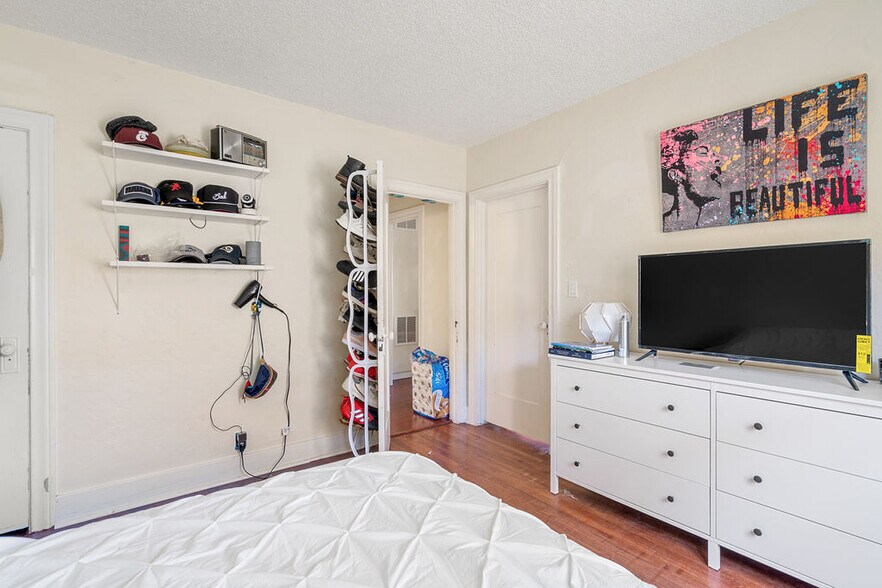 More Photos Of 4501-4503 Alabama St, San Diego Storefront Retail Residential For Sale