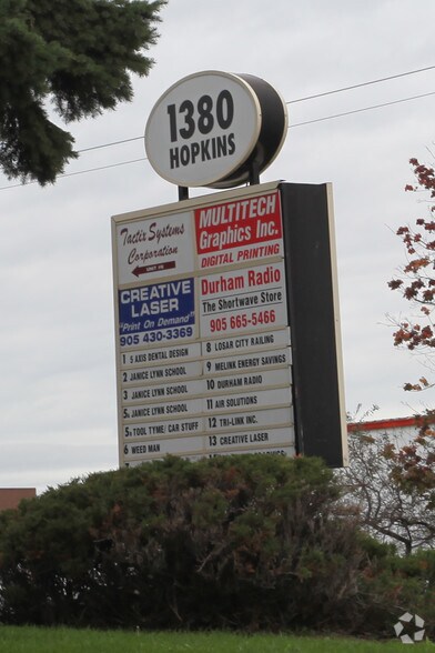 More Photos Of 1380 Hopkins St, Whitby Showroom For Lease