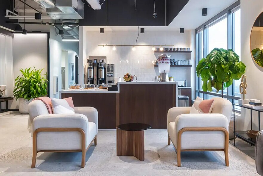 More Photos Of 3424 Peachtree Rd NE, Atlanta Coworking Space