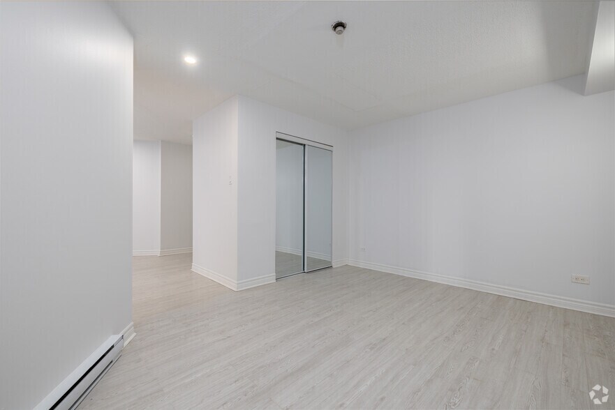 More Photos Of 1150-1160 Rue Sherbrooke E, Montréal Apartments For Lease