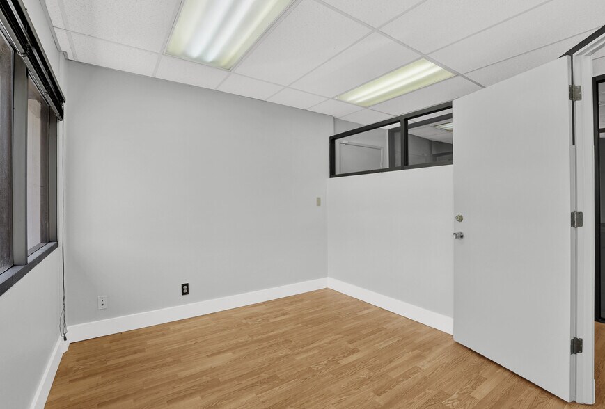 More Photos Of 16812 Red Hill Ave, Irvine Manufacturing For Sale