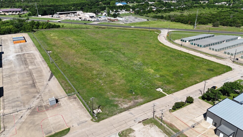 More Photos Of 1401 Jack McKay Blvd, Ennis Land For Sale