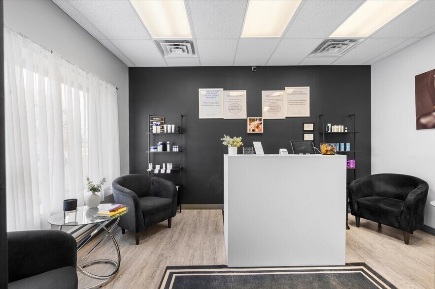 More Photos Of 28289-28315 Hoover Rd, Warren Medical For Lease