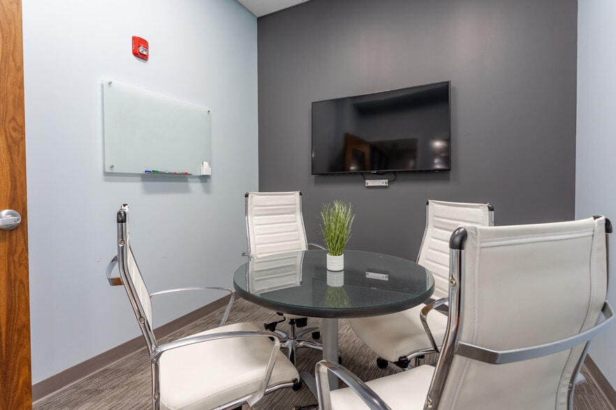 More Photos Of 101 S Elm St, Greensboro Office For Lease