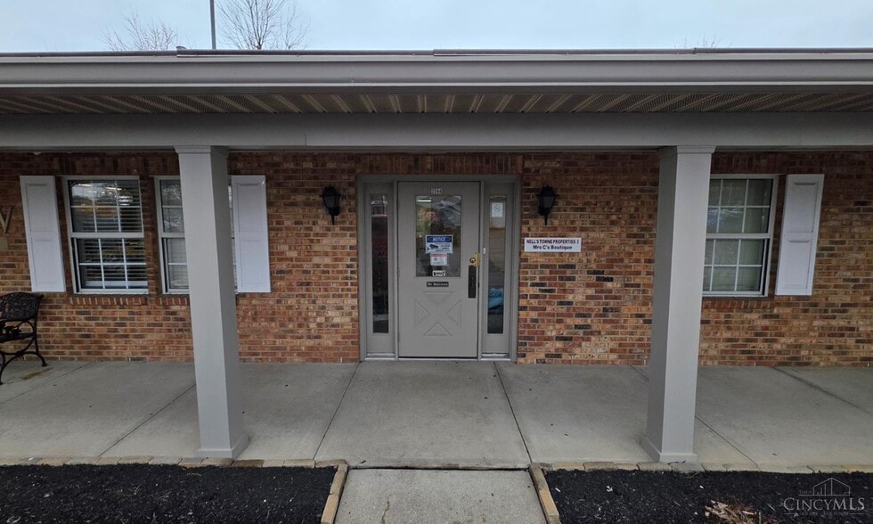 Primary Photo Of 3544-3548 Springdale Rd, Cincinnati Office For Sale