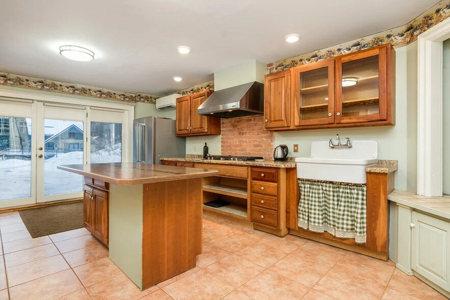 More Photos Of 6 Westridge Rd, Cooperstown Hospitality For Sale