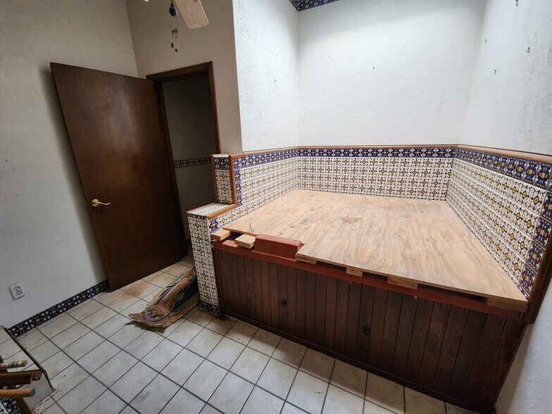 More Photos Of 1601 N County Road 1110, Midland Land For Sale