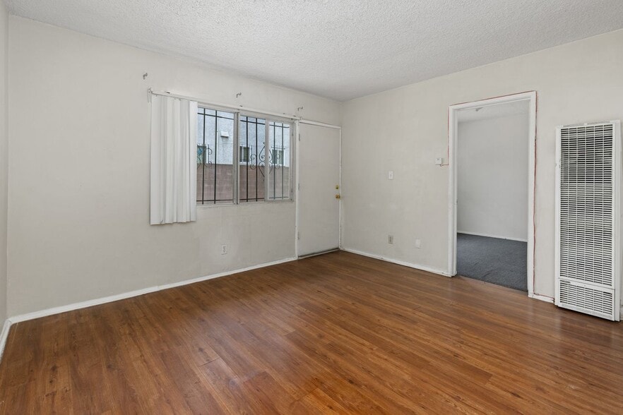 More Photos Of 2321 3rd Ave, Los Angeles Apartments For Sale