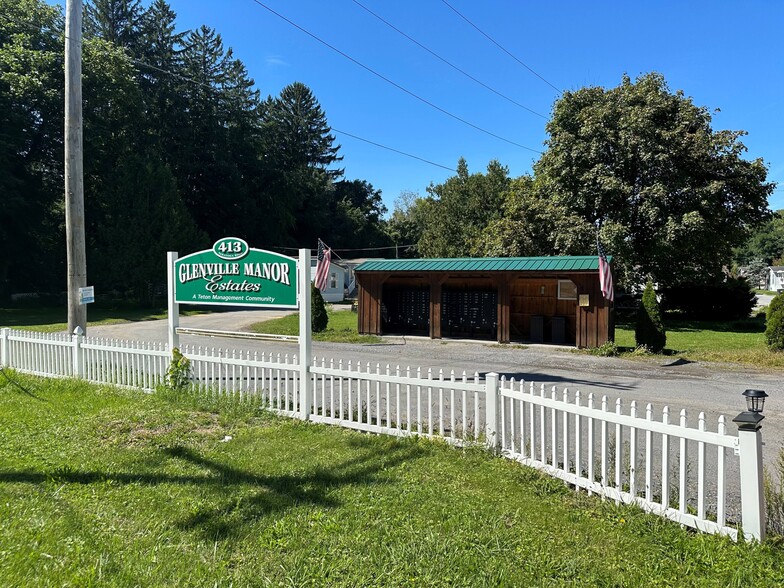 Primary Photo Of 413 Saratoga Rd, Schenectady Manufactured Housing Mobile Home Park For Sale