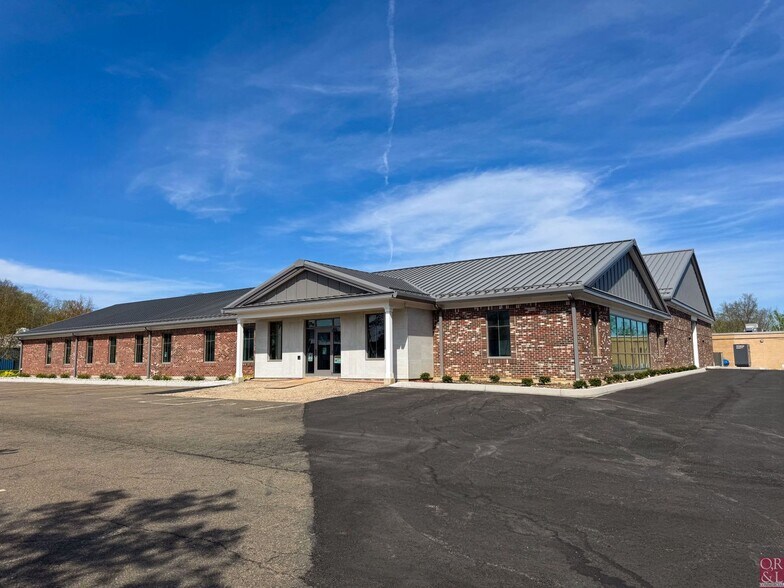 Primary Photo Of 13 Sycamore Way, Branford Medical For Lease