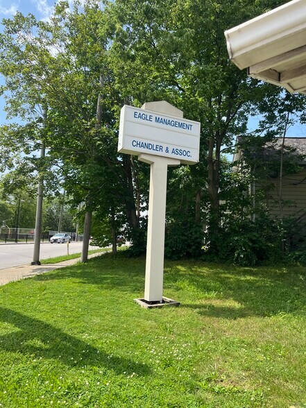 More Photos Of 2300 Kossuth St, Lafayette Office For Lease