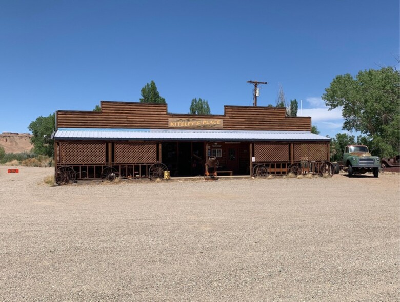 Primary Photo Of 1453 UT-24, Hanksville Auto Repair For Sale