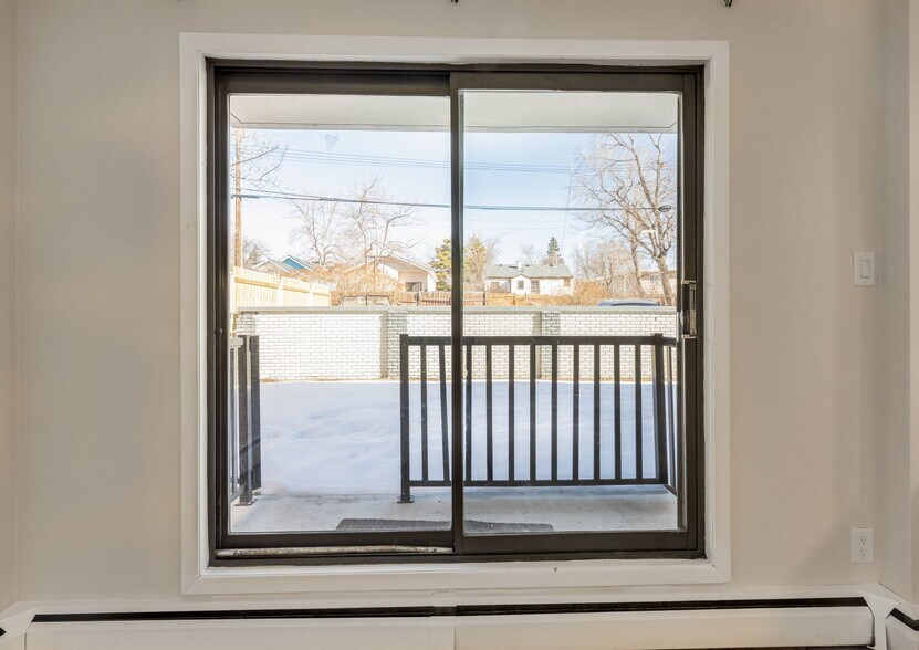 More Photos Of 120 29 Ave, Calgary Apartments For Sale