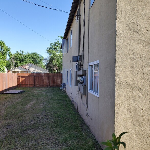 More Photos Of 810-820 Lampasas Ave, Sacramento Apartments For Sale