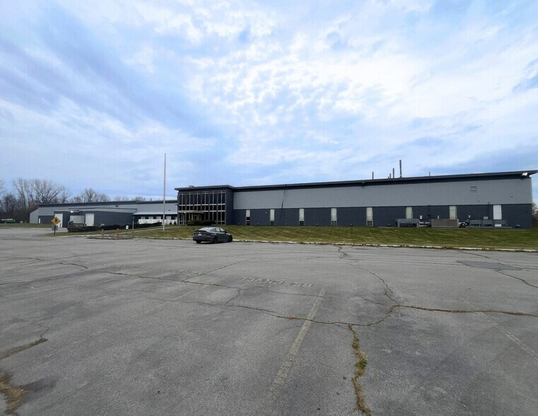 More Photos Of 8673 Lyons Marengo Rd, Lyons Manufacturing For Lease