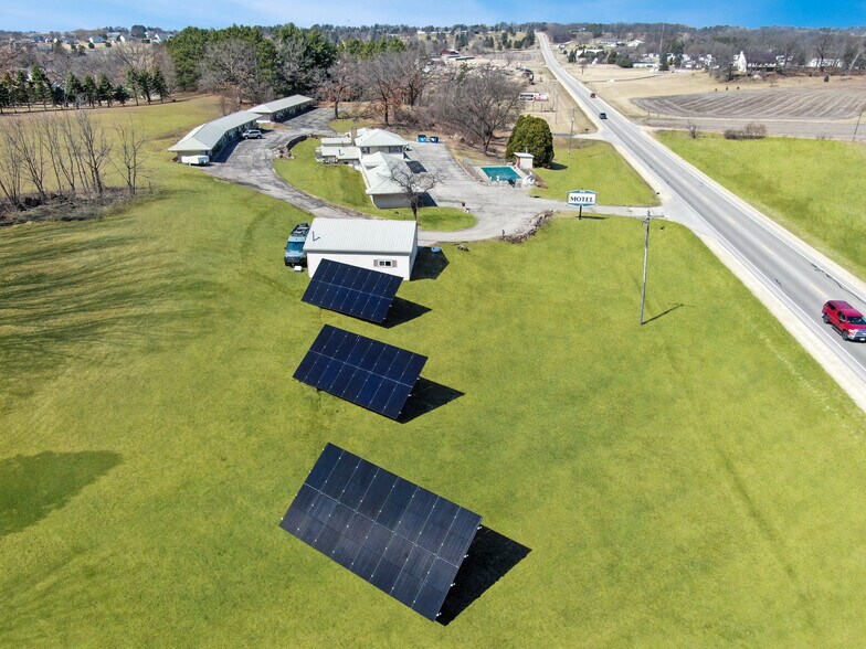 More Photos Of S5539 Us Hwy 14, Viroqua Hotel For Sale