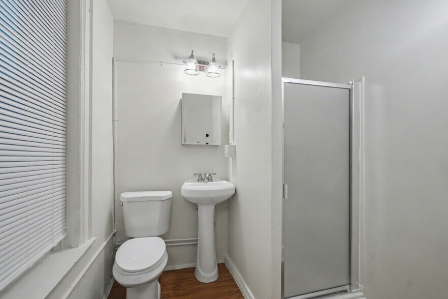 More Photos Of 1537 Pearl St, Denver Apartments For Sale