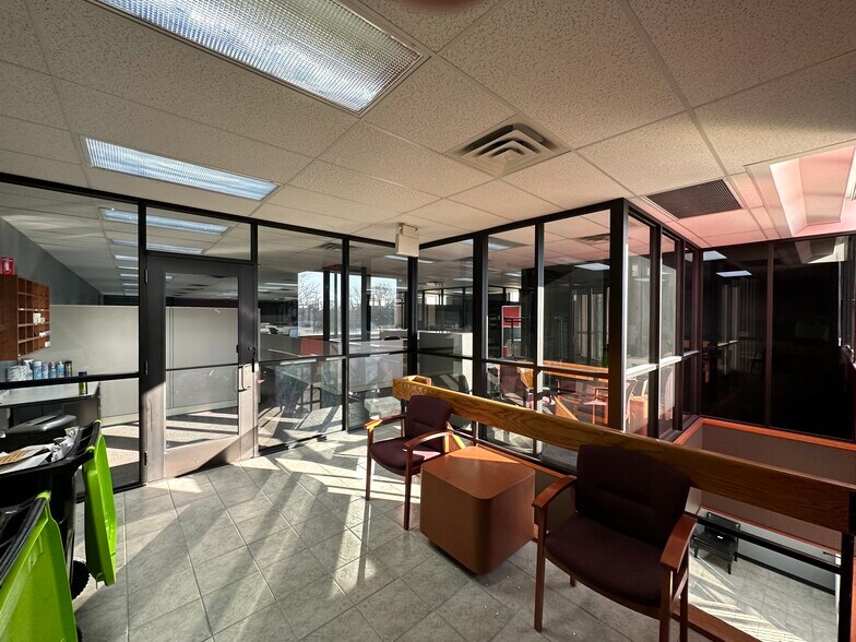 More Photos Of 11355 Stephens Rd, Warren Office For Lease