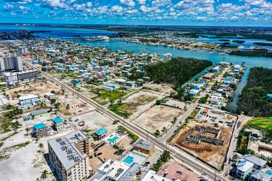 More Photos Of 100 Chapel St, Fort Myers Beach Land For Sale