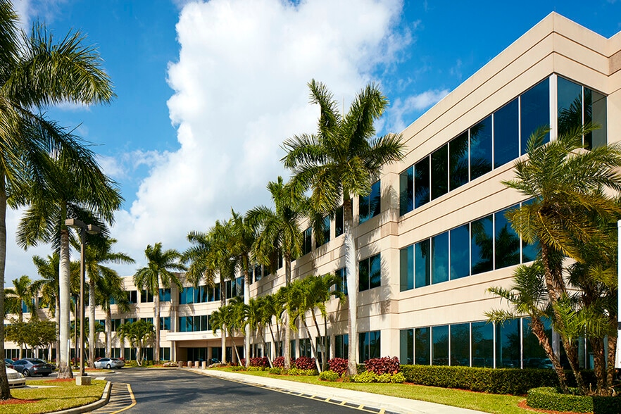 Primary Photo Of 1300 Sawgrass Corporate Pky, Sunrise Office Residential For Lease