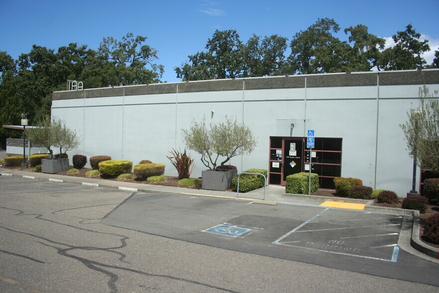 More Photos Of 5355 Skylane Blvd, Santa Rosa Light Manufacturing For Sale