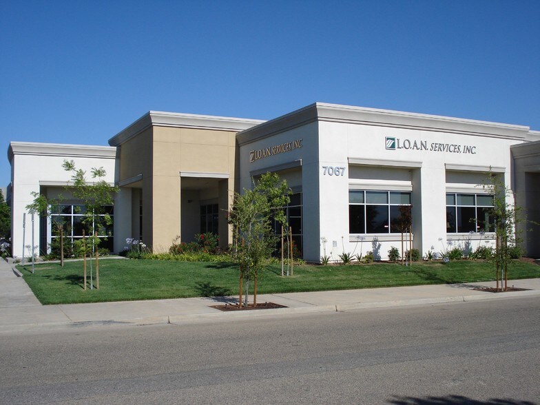 Primary Photo Of 7067 N Mariposa Ave, Fresno Medical For Lease